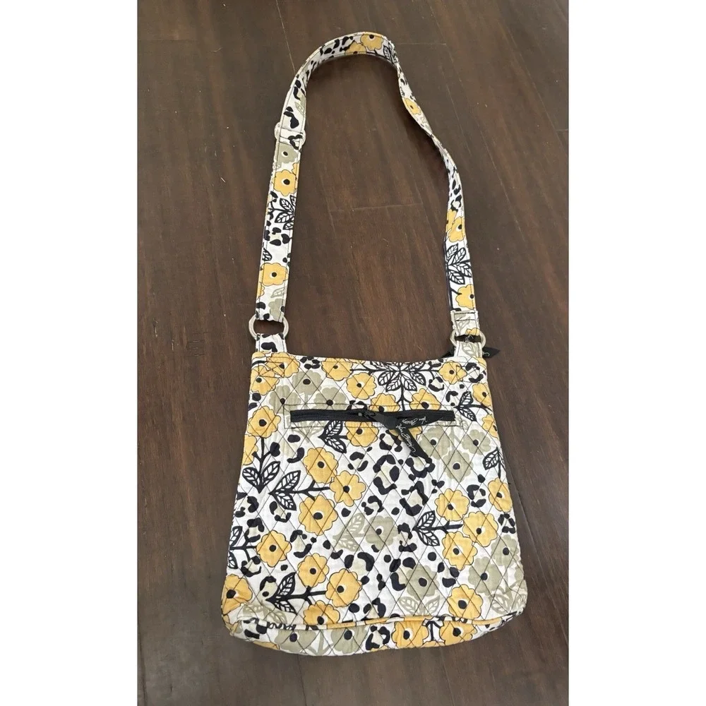 VERA BRADLEY Go Wild Yellow Black Hipster Crossbody Purse Cotton Quilted Bag
